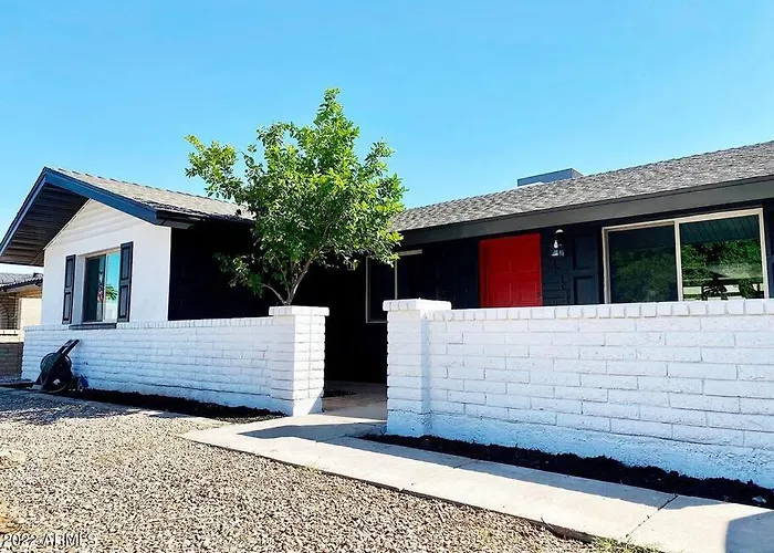 Stylish In The Heart Of W/ Private Pool * Tempe