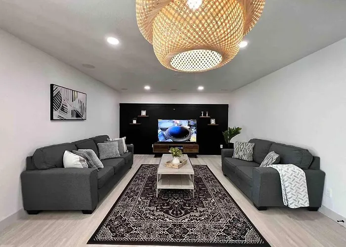 Ferienhaus Stylish In The Heart Of W/ Private Pool