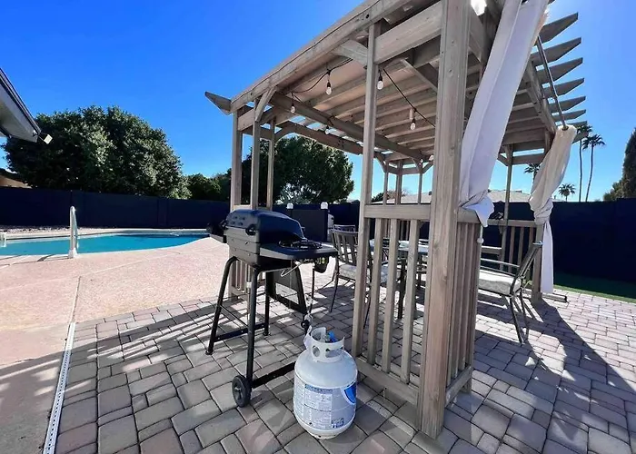 Ferienhaus Stylish In The Heart Of W/ Private Pool
