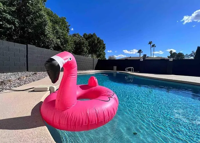 Stylish In The Heart Of W/ Private Pool Ferienhaus Tempe