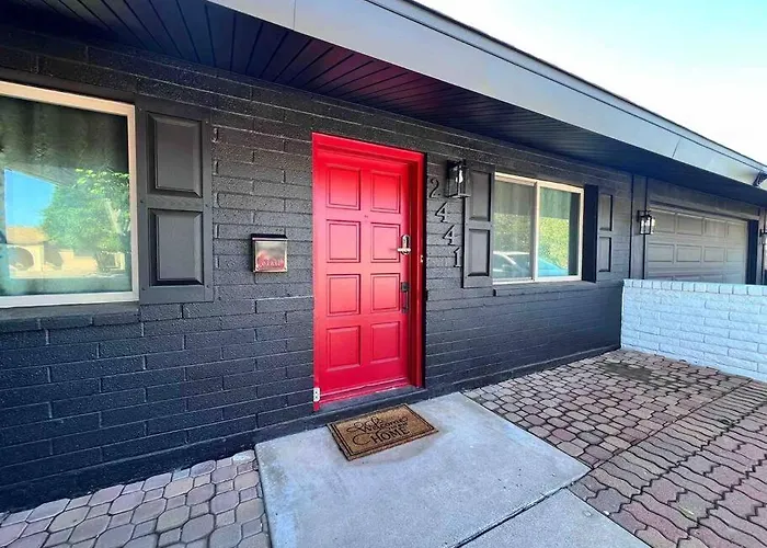 Ferienhaus Stylish In The Heart Of W/ Private Pool Tempe
